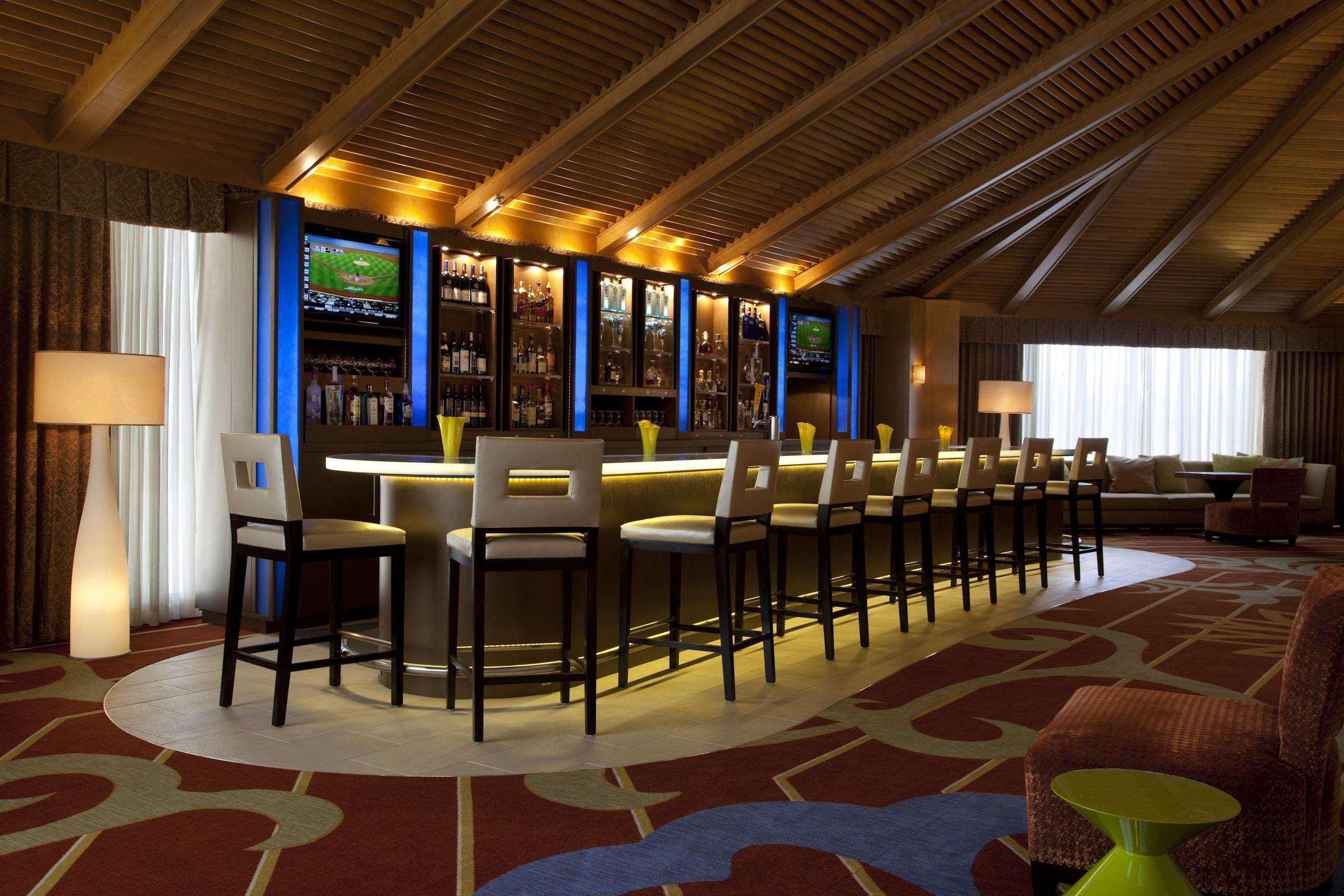 Doubletree By Hilton Hotel Houston Greenway Plaza Εξωτερικό φωτογραφία